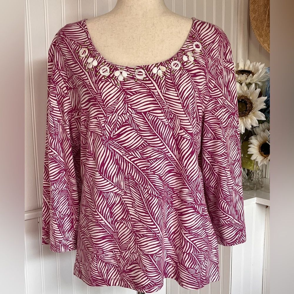 Pink & White 3/4 Sleeve Top